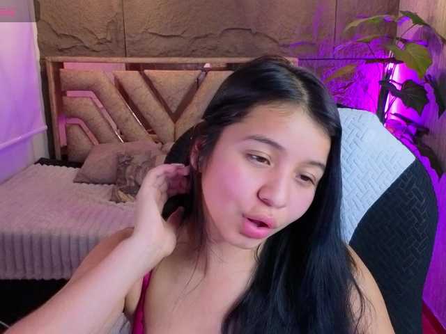 Pixxiie live cam on BongaCams
