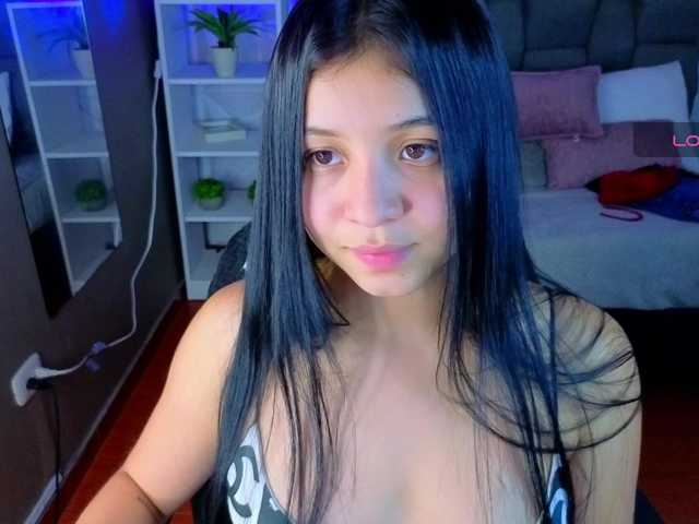 Pixxiie live cam on BongaCams