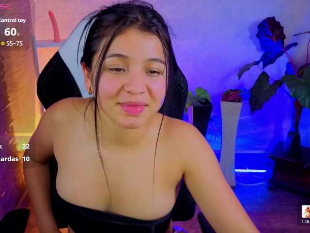 Pixxiie live cam on BongaCams