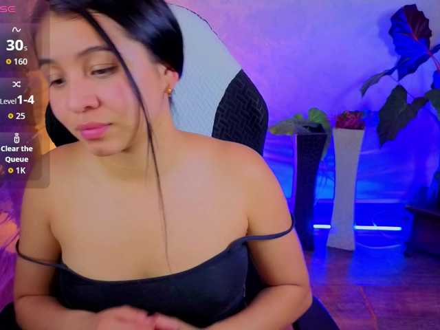Pixxiie live cam on BongaCams