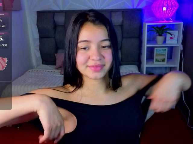 Pixxiie live cam on BongaCams