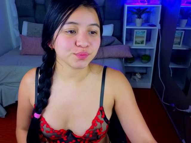 Pixxiie live cam on BongaCams