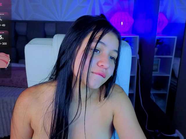 Pixxiie live cam on BongaCams