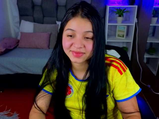 pixxiie cam belle