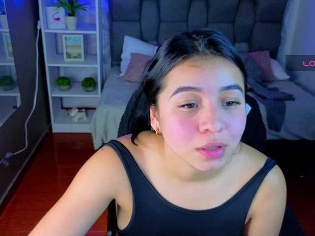 Pixxiie live cam on BongaCams