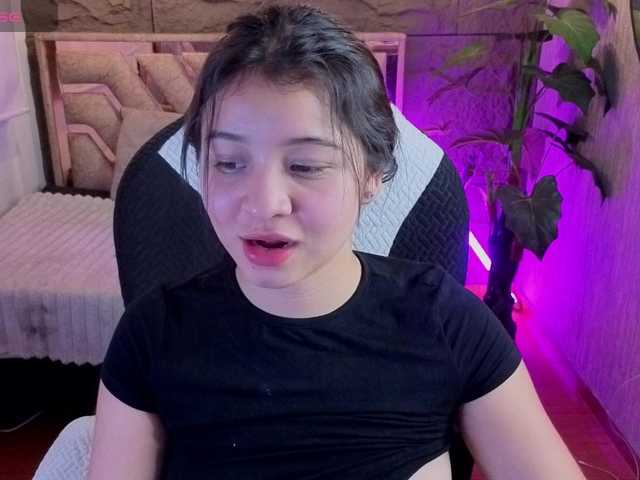 Pixxiie live cam on BongaCams