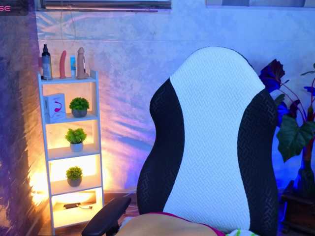 Pixxiie live cam on BongaCams
