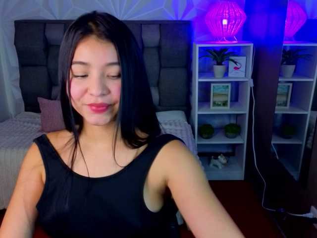 Pixxiie live cam on BongaCams
