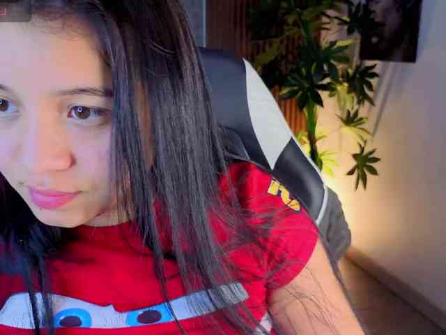 Pixxiie Live Webcam on BongaCams