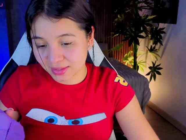 Pixxiie Live Webcam on BongaCams
