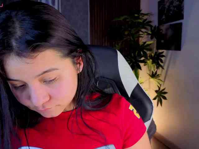 Pixxiie Live Webcam on BongaCams