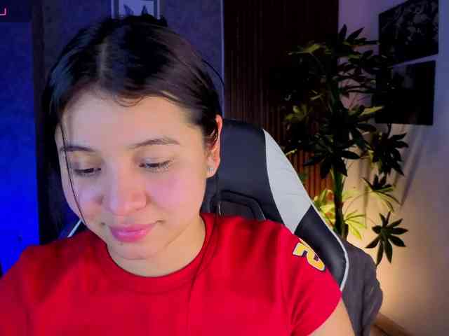 Pixxiie Live Webcam on BongaCams