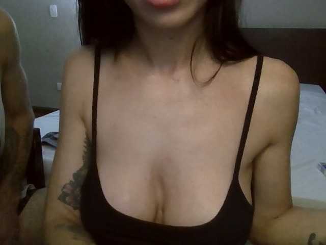 Bellaebello11br live cam on BongaCams