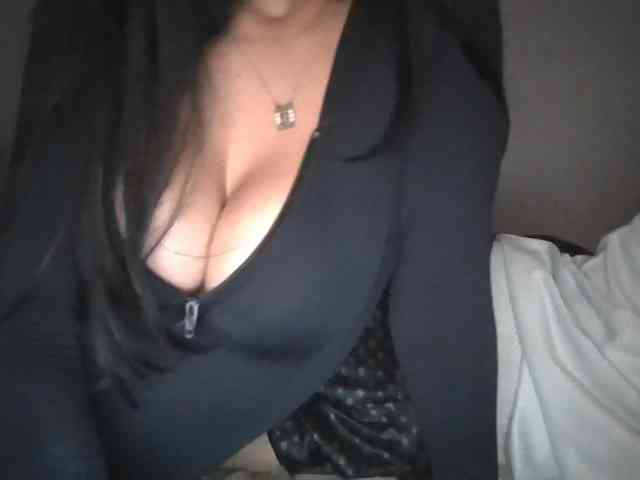 Modelo: Bellaebello11br