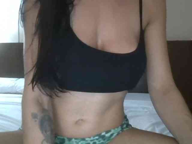 Modelo: Bellaebello11br