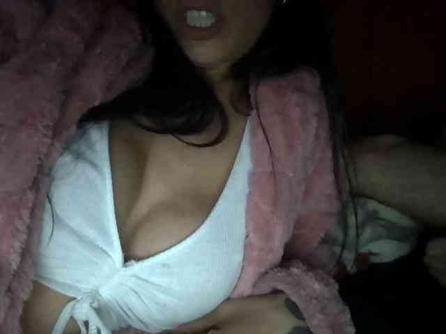Modelo: Bellaebello11br
