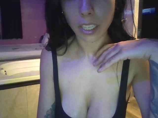 Modelo: Bellaebello11br