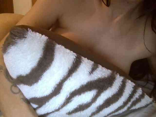 Model: Bellaebello11br