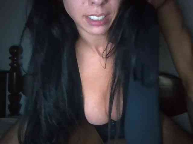 Bellaebello11br webcam