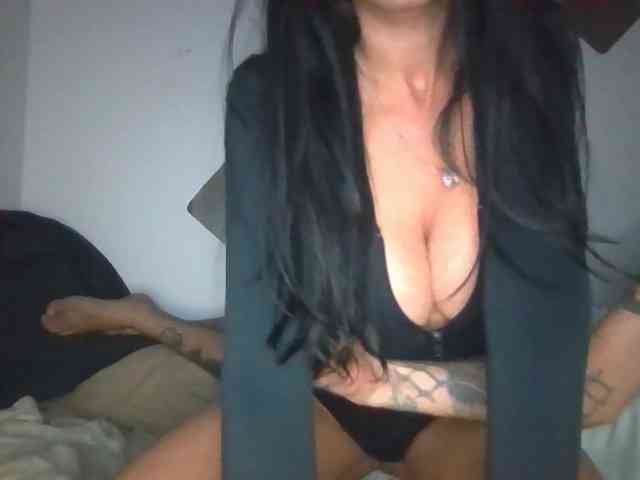Modelo: Bellaebello11br