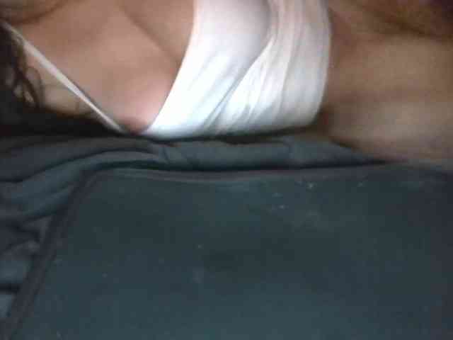 Modelo: Bellaebello11br