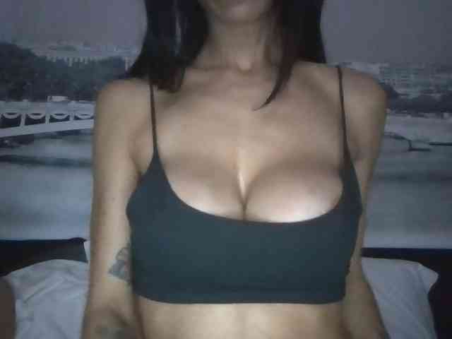 Modelo: Bellaebello11br