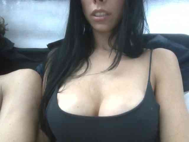 Modelo: Bellaebello11br