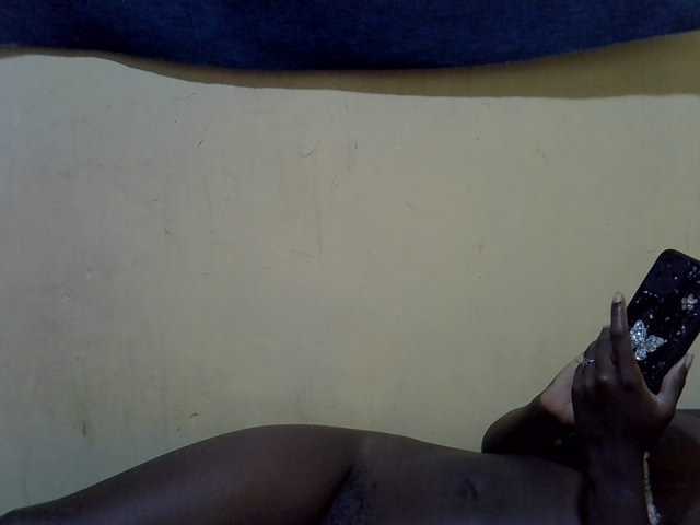 LovelyLiz254 live cam on BongaCams
