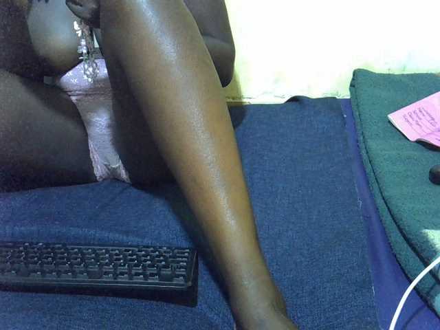 LovelyLiz254 live cam on BongaCams