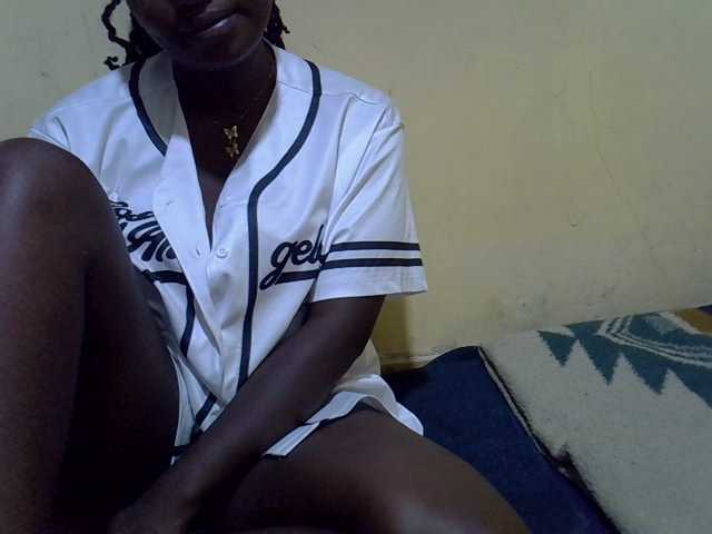 LovelyLiz254 live cam on BongaCams