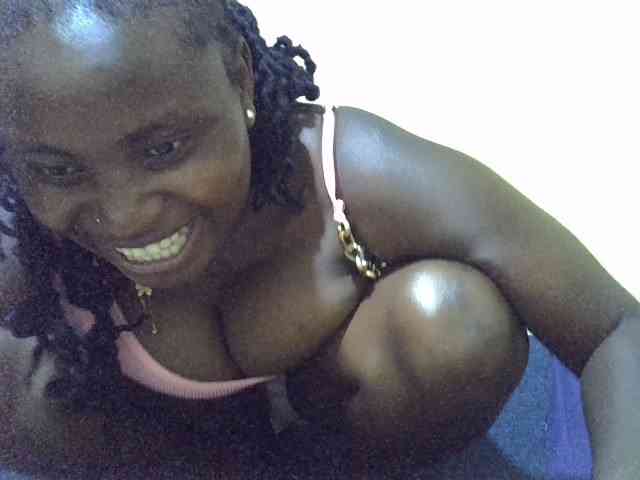 LovelyLiz254 webcam