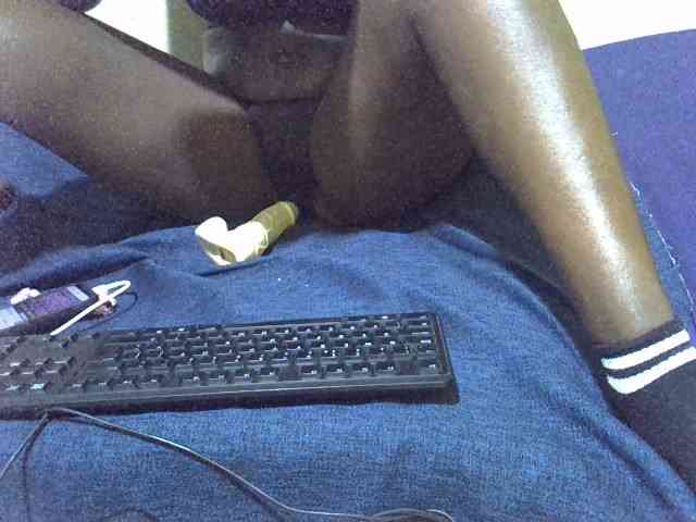 LovelyLiz254 webcam