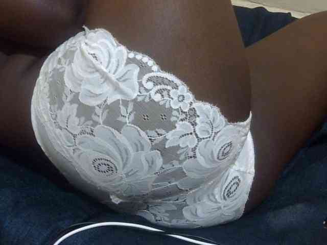 LovelyLiz254 webcam