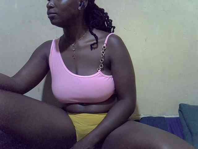 LovelyLiz254 webcam
