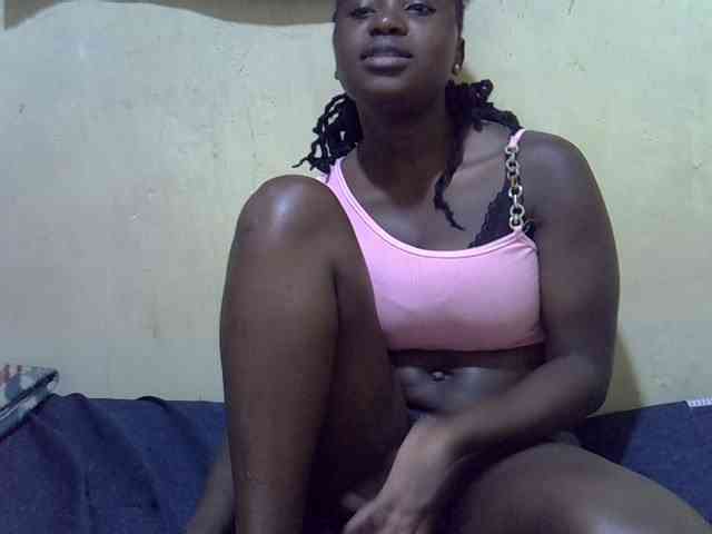 LovelyLiz254 webcam