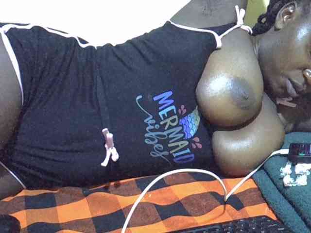 LovelyLiz254 LovelyLiz254