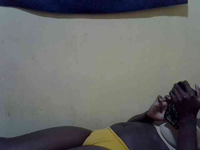 LovelyLiz254 webcam