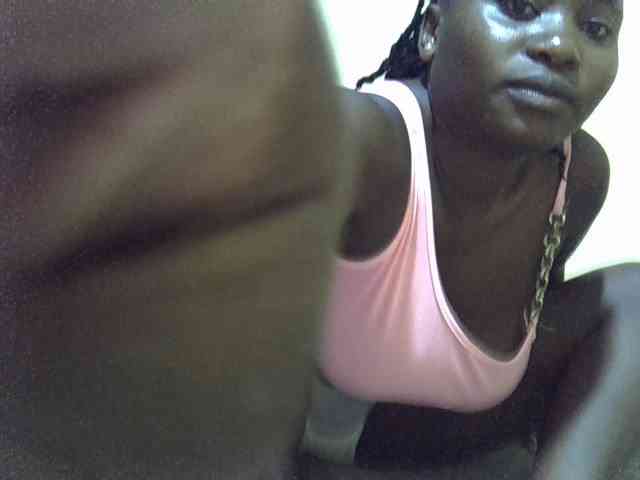 LovelyLiz254 webcam