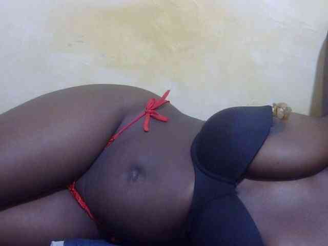 LovelyLiz254 webcam