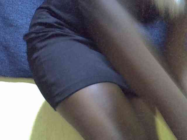 LovelyLiz254 webcam