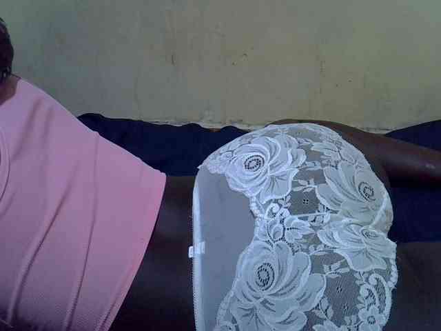 LovelyLiz254 webcam