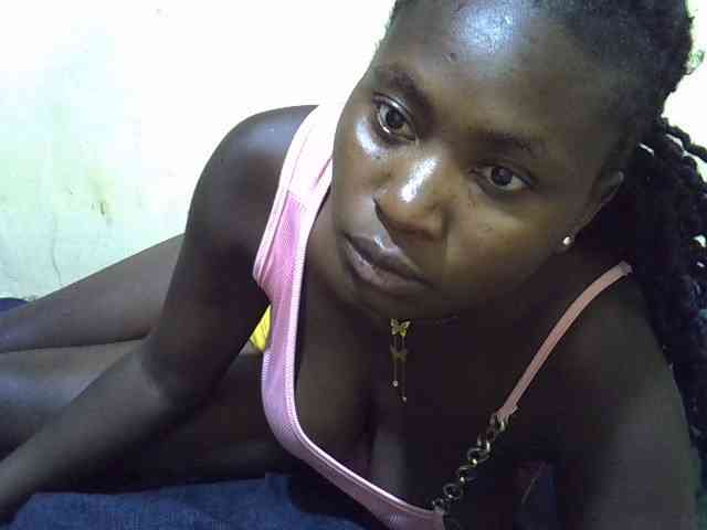 LovelyLiz254 webcam