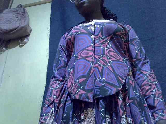 LovelyLiz254 webcam