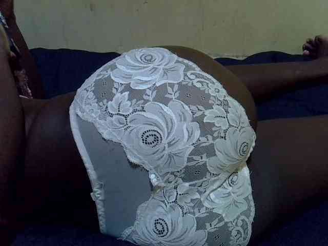 LovelyLiz254 webcam