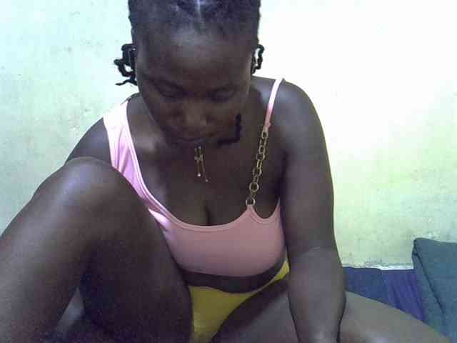 LovelyLiz254 webcam