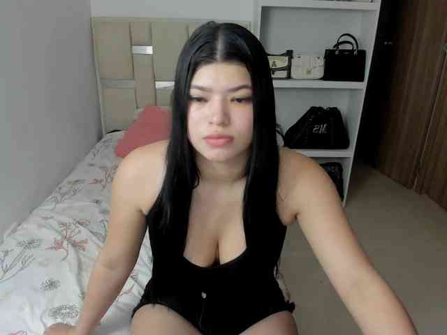 natty-bloomi webcam