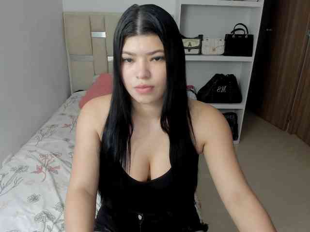 natty-bloomi webcam
