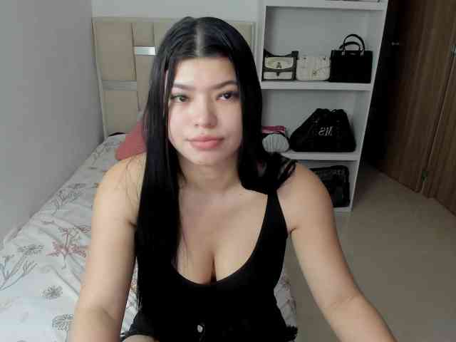 natty-bloomi webcam