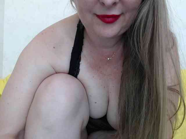 AmelliaWhite webcam