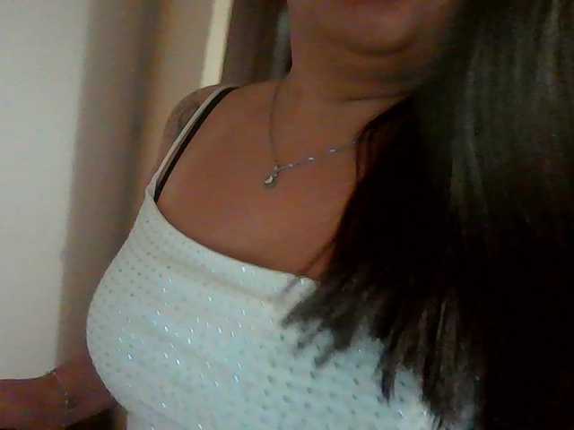 bettycole live cam on BongaCams
